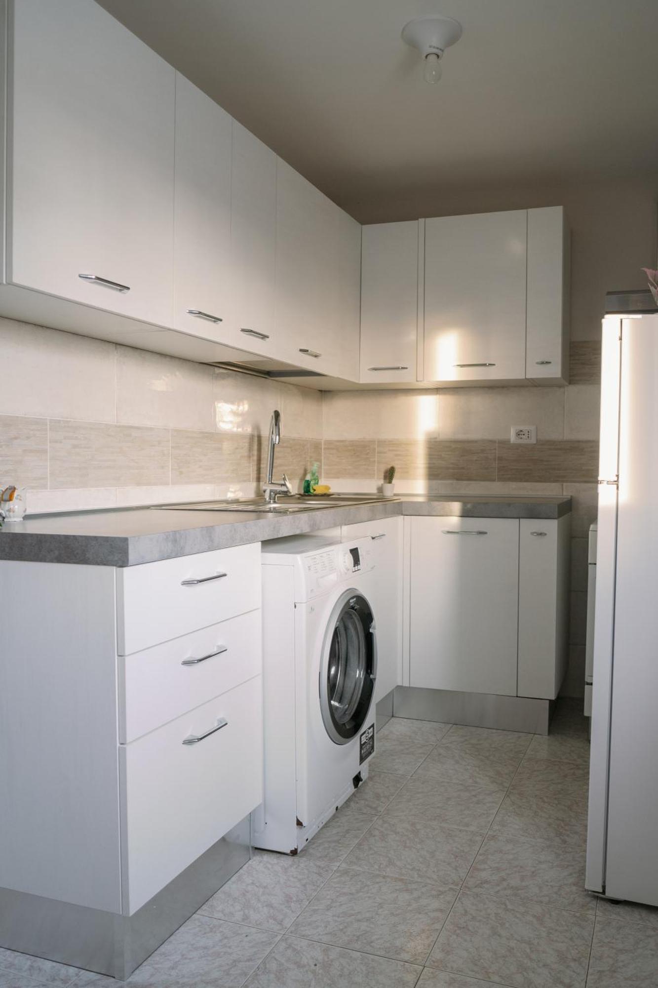 Romantic Apartment Metro A Ponte Lungo المظهر الخارجي الصورة
